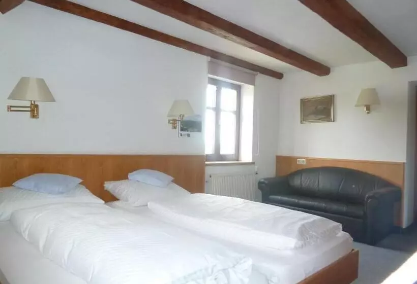 Hotelli Brauereigasthof Adler