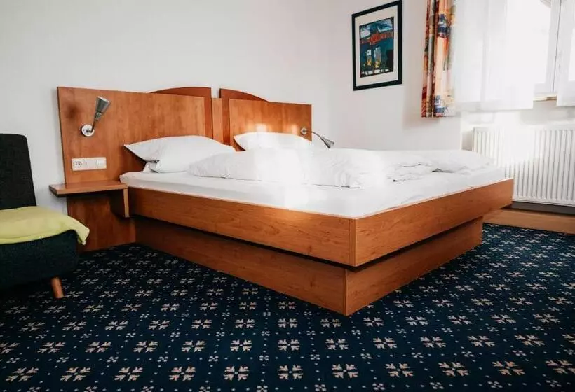 Hotelli Brauereigasthof Adler