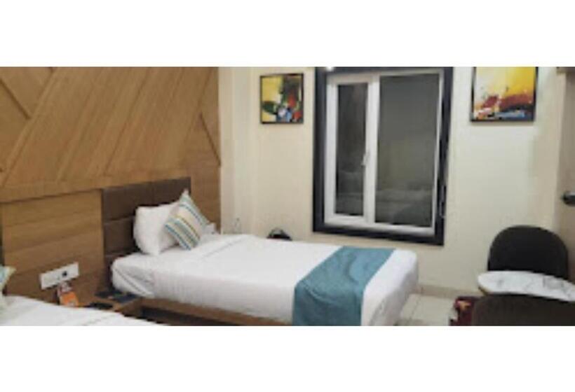 酒店 Giri Palace Madhya Pradesh