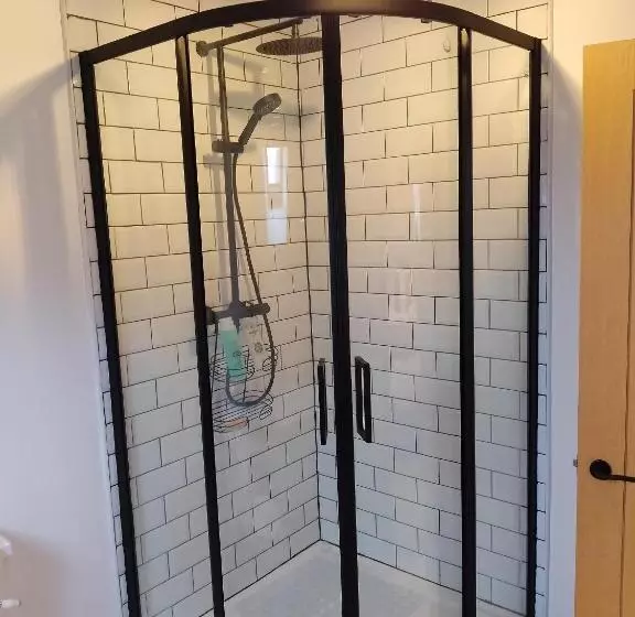 هتل Sanctuary Inn