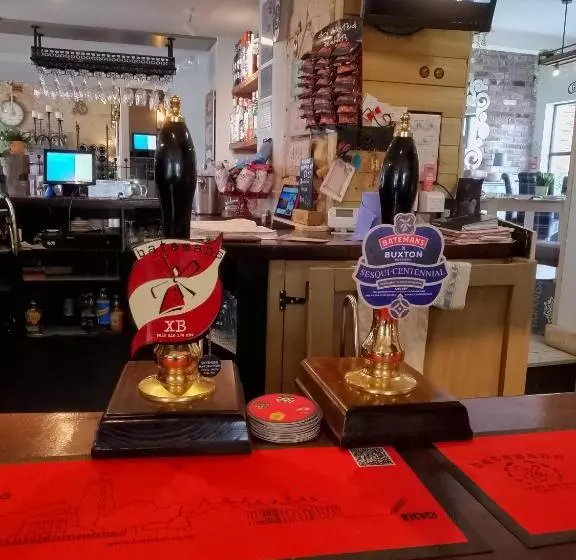 هتل Sanctuary Inn