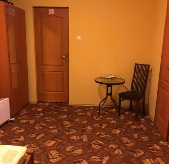 H&t Pension Restaurant