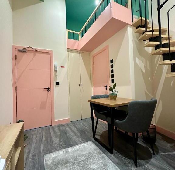 פנסיון Cozy En Suite Loft In Trendy Local