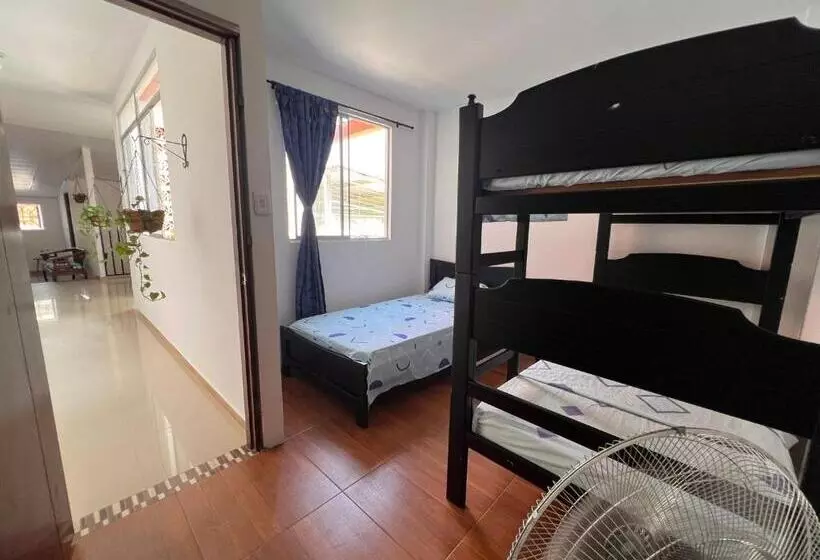 ペンション Epifania Hostel