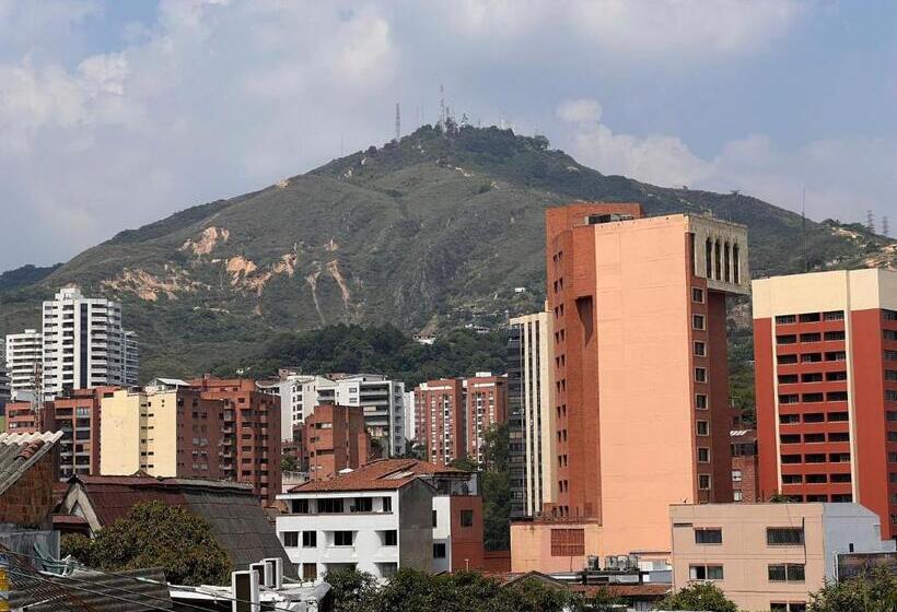 پانسیون Epifania Hostel