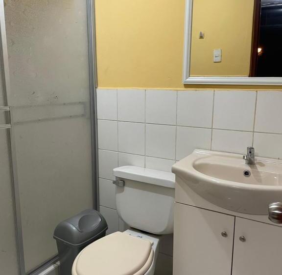 پانسیون Hostal Alborada