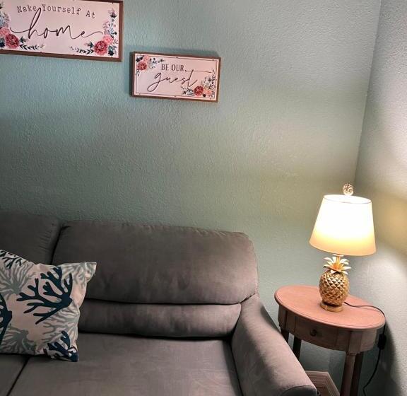 بنسيون La Adventura Villa