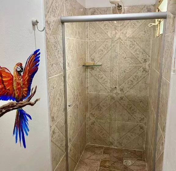 ペンション Macaw Suite With Hot Tub For Singles Or Couple!