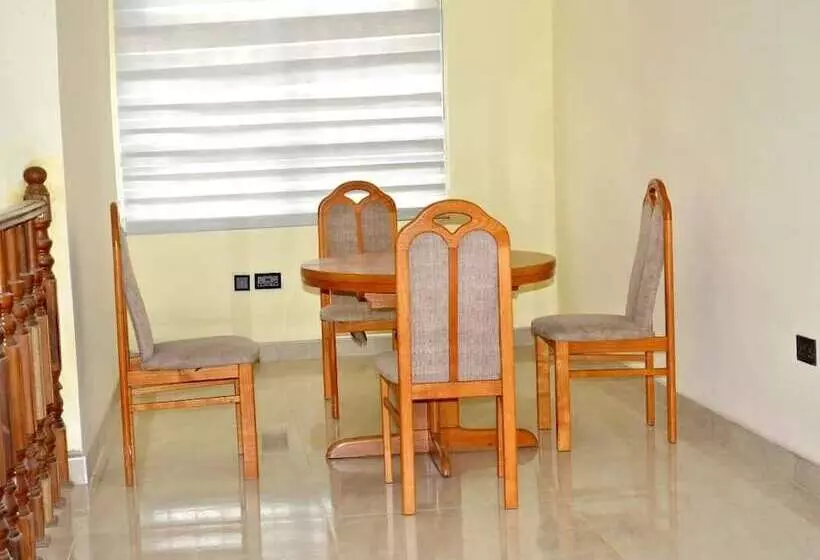 Majatalo Tamarind Guesthouse