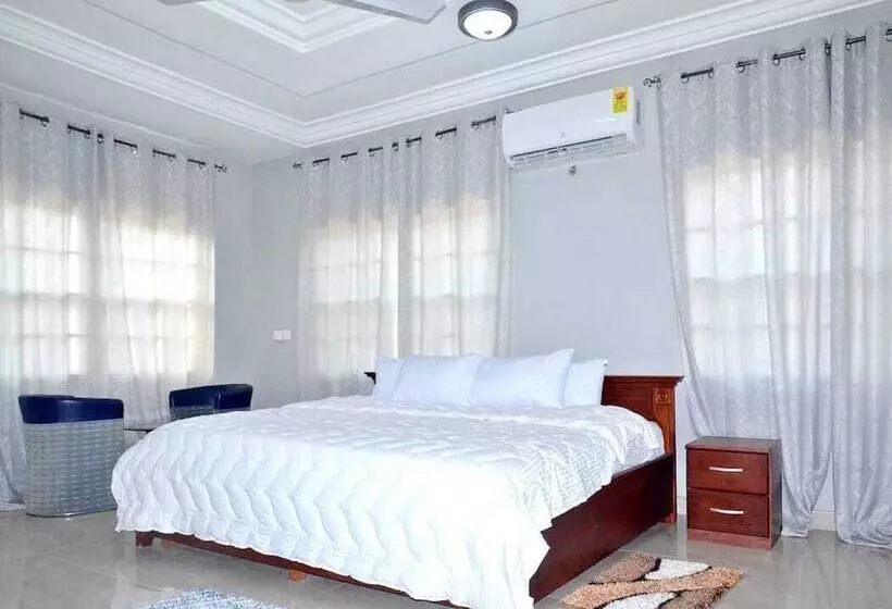 Majatalo Tamarind Guesthouse