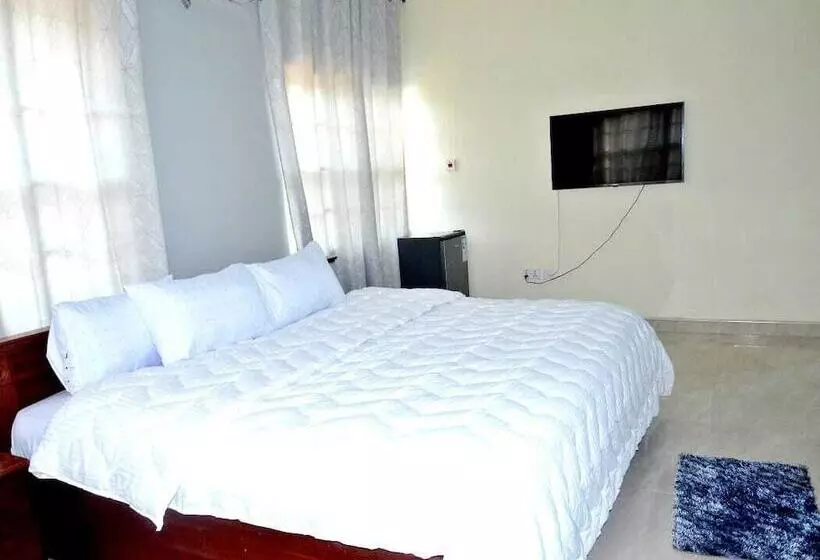 Majatalo Tamarind Guesthouse