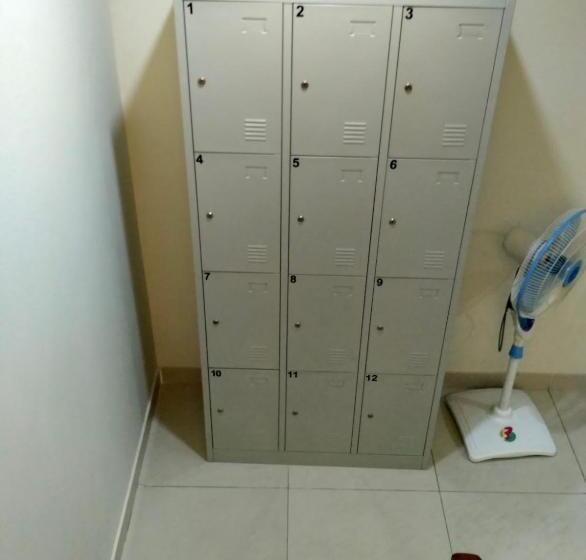 호스텔 De Novaren Guesthouse