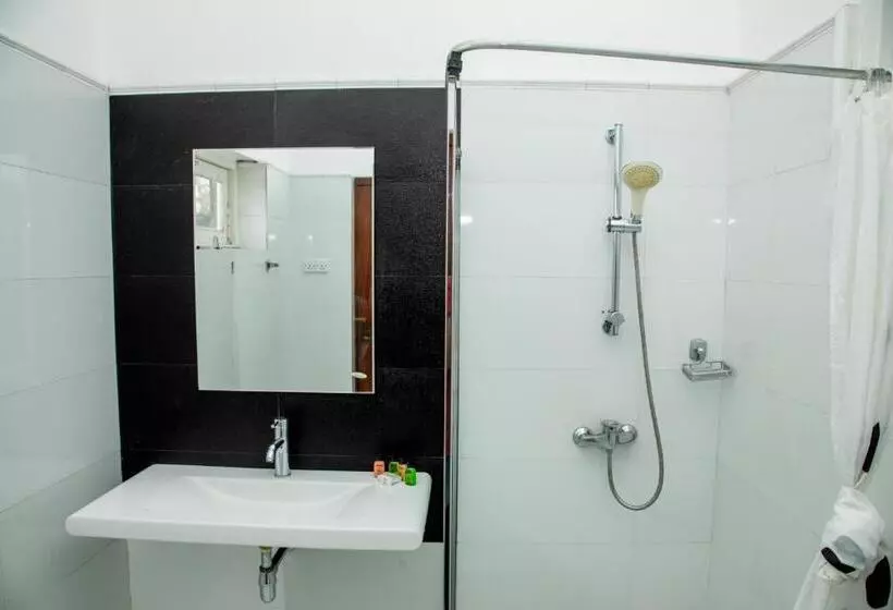 Retkeilymaja Funk Bunks   By The Lake