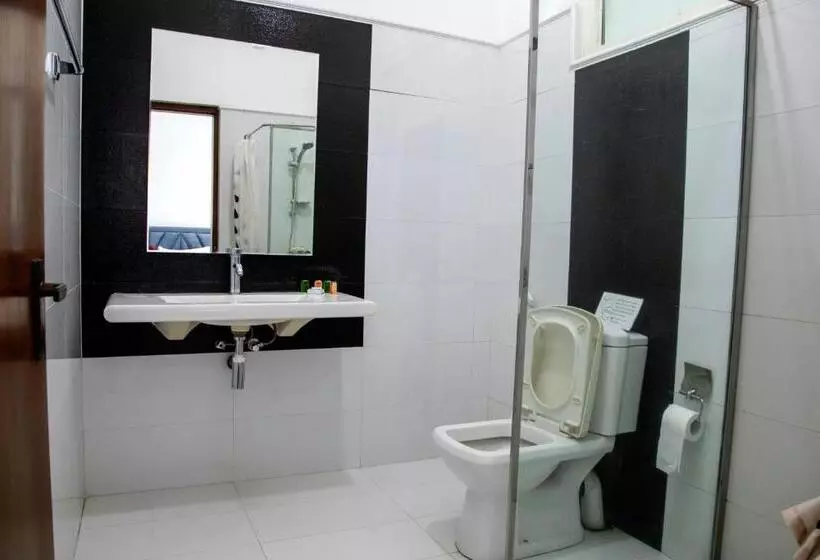 Retkeilymaja Funk Bunks   By The Lake