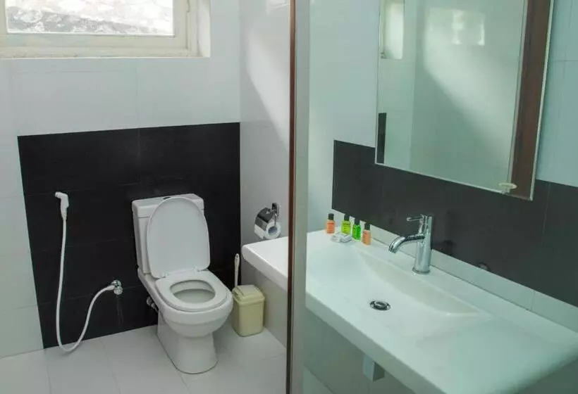 Retkeilymaja Funk Bunks   By The Lake