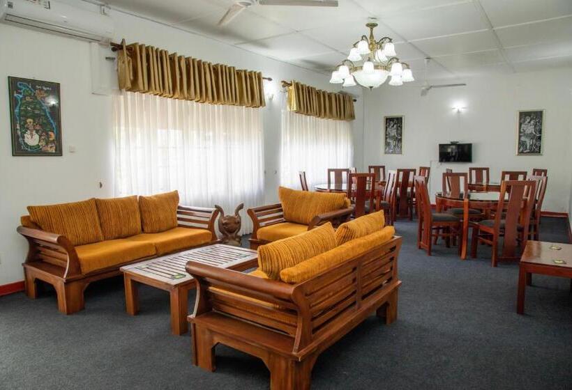 호스텔 Funk Bunks By The Lake