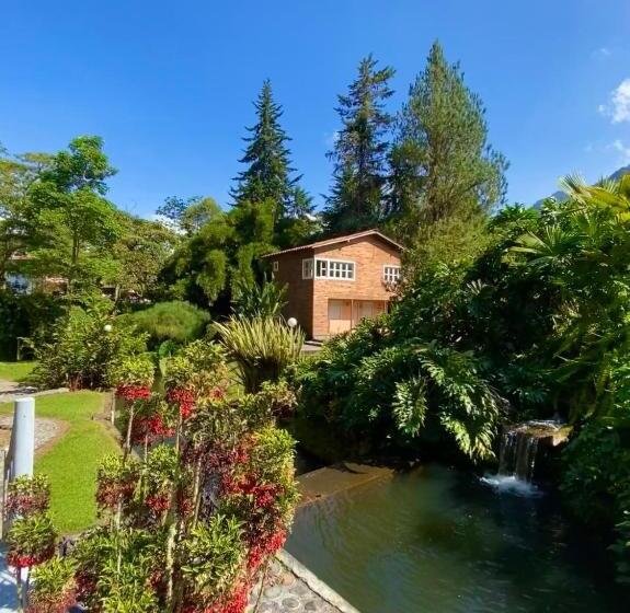 هاستل Posada Turistica Avalon