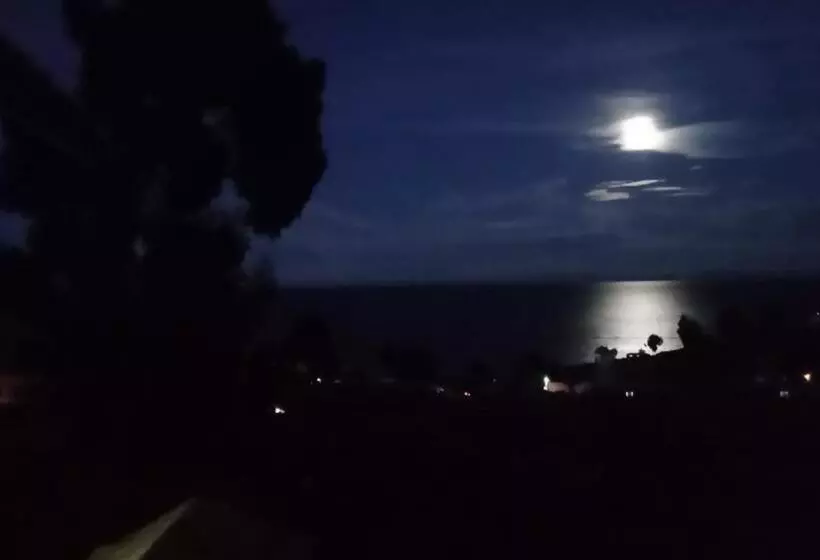 Aamiaismajoitus (B&B) Blue Sky Amantani Lodge