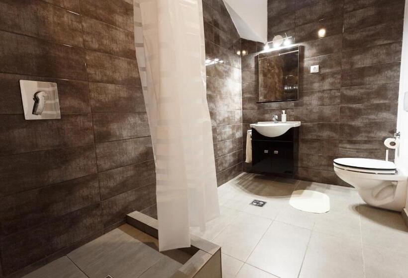 تختخواب و صبحانه Boutique House