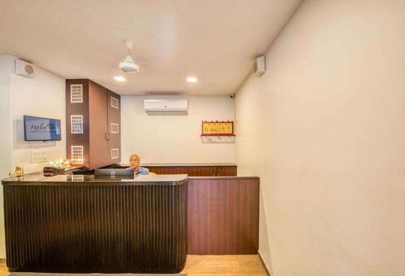 هتل Iyla Apart