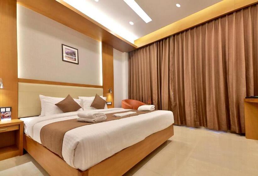 בית מלון כפרי Jomeriya International