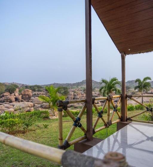 فندق Leo Woods Hampi River View
