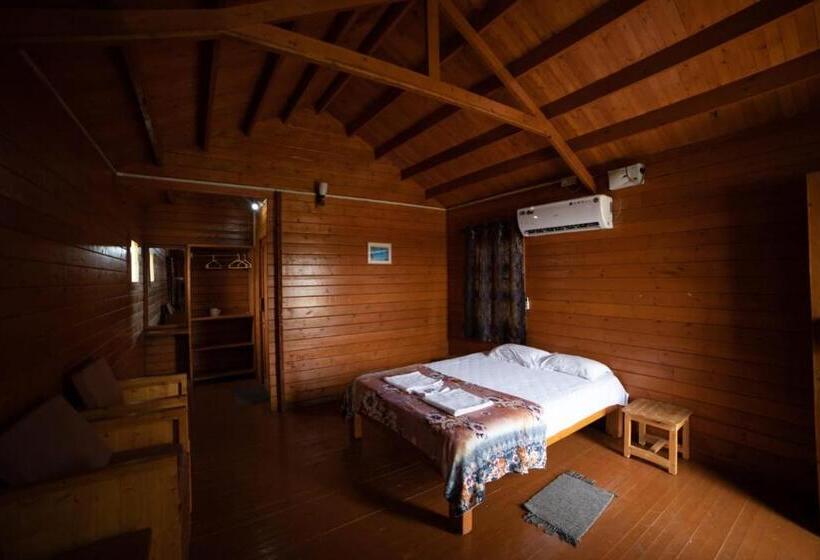 فندق Leo Woods Hampi River View