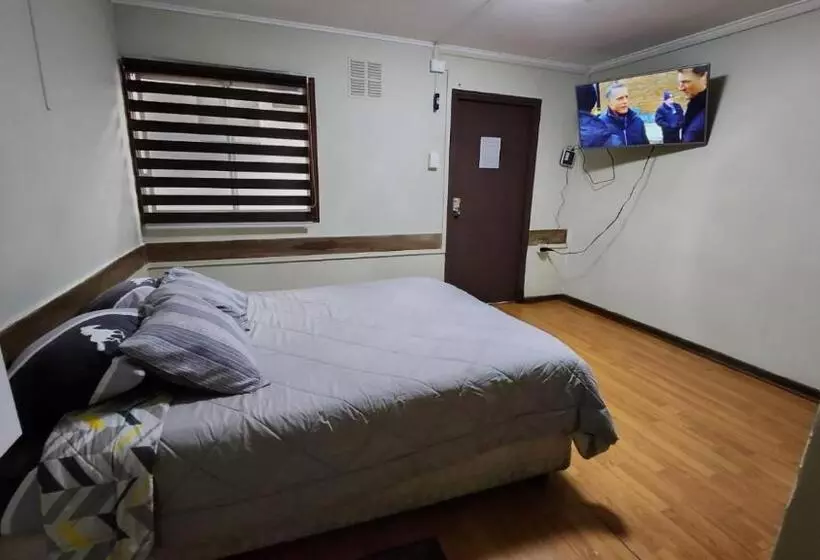 ホテル Residencial F Y V Spa