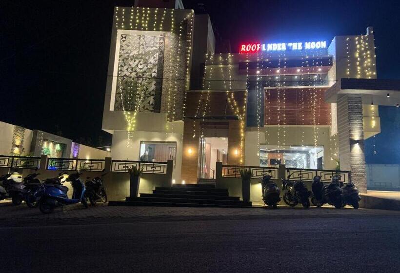 酒店 Saluja Primeland