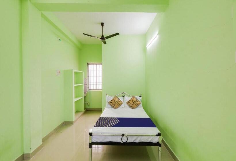 Hotelli Spot On The Green Park