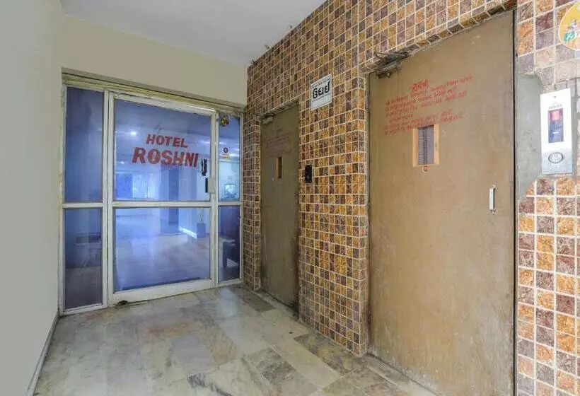 Oyo Hotel Roshni
