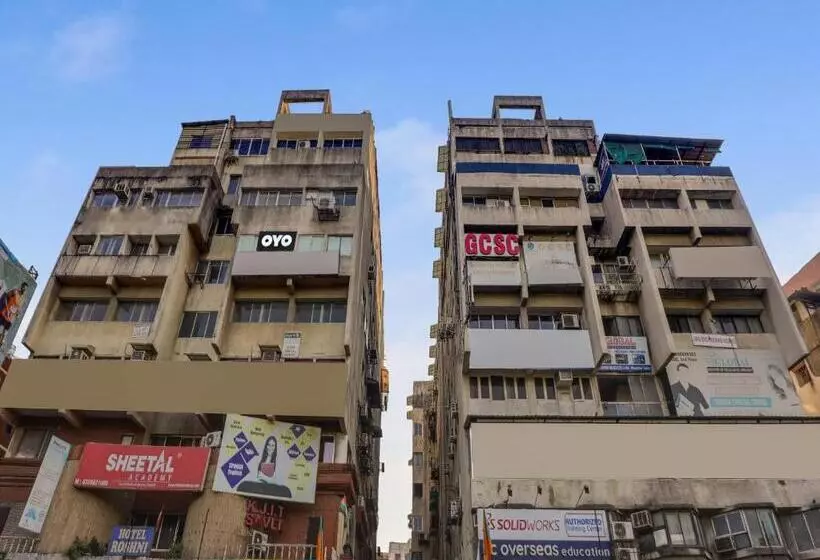 Oyo Hotel Roshni