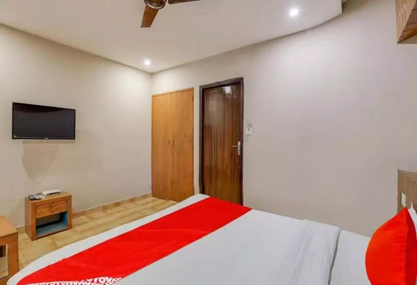Oyo Hotel Roshni