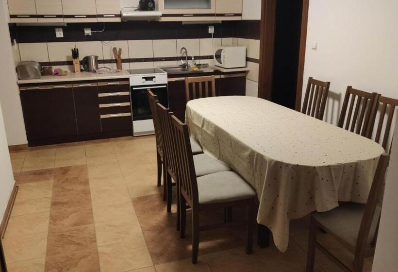 بنسيون Apartmany Tatra Relax