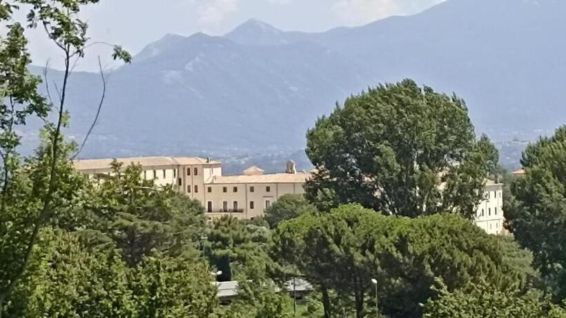 پانسیون Avellino Camera Centrale
