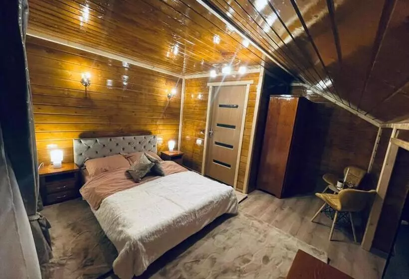 ペンション Cabana Loredana