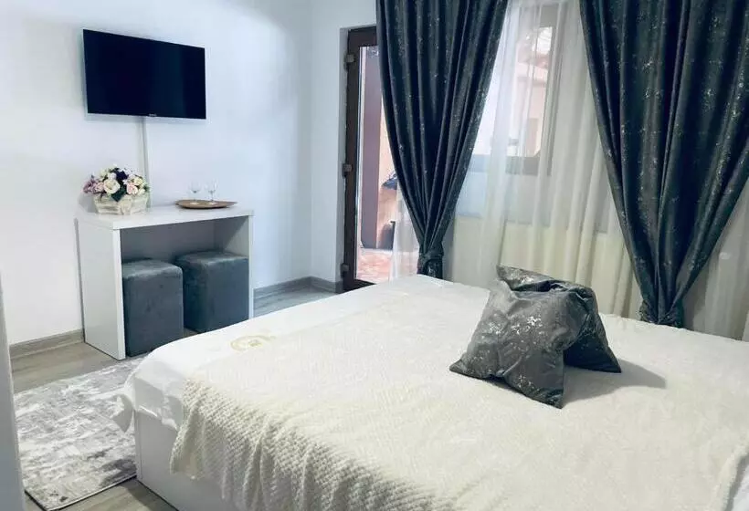 ペンション Cabana Loredana