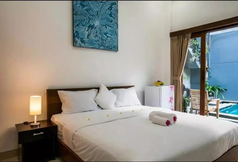 ペンション Canggu Ocean House/pink. By Walk To The Beach!