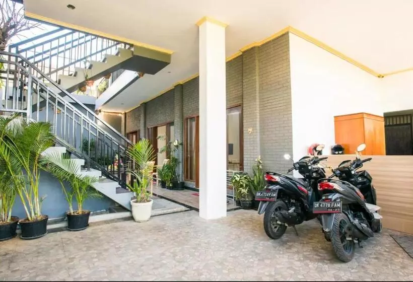 ペンション Canggu Ocean House/pink. By Walk To The Beach!