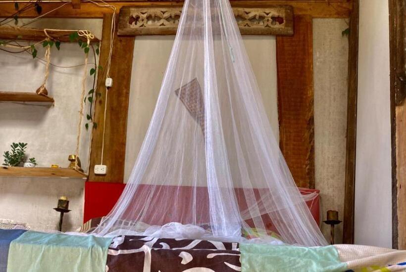 Majatalo Casa, Sol Y Montaña