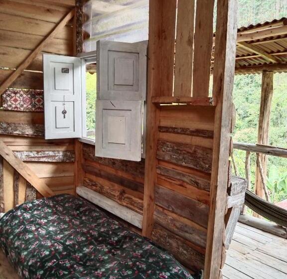 Majatalo Casa, Sol Y Montaña