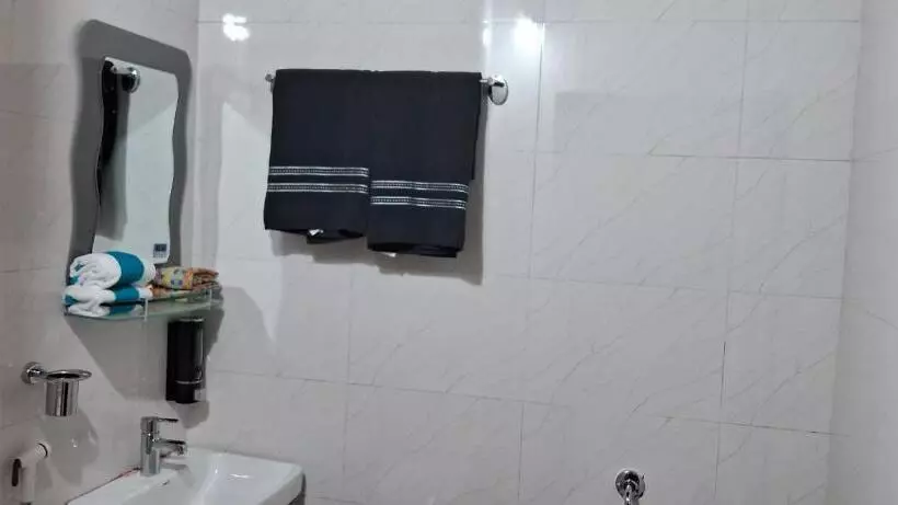 ペンション Conifer View Guest House