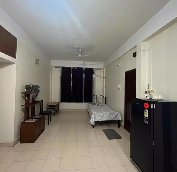 ペンション Handique Guest House