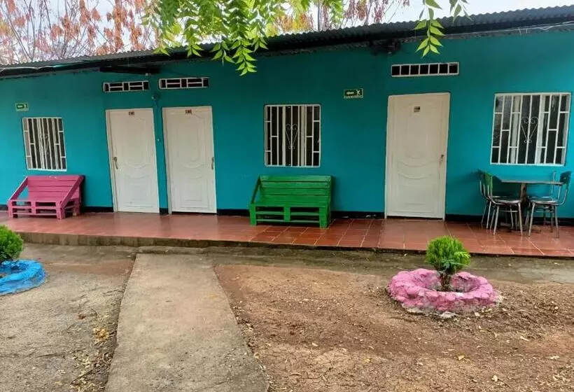 Majatalo Hostal Sol De Verano Doña Lilia