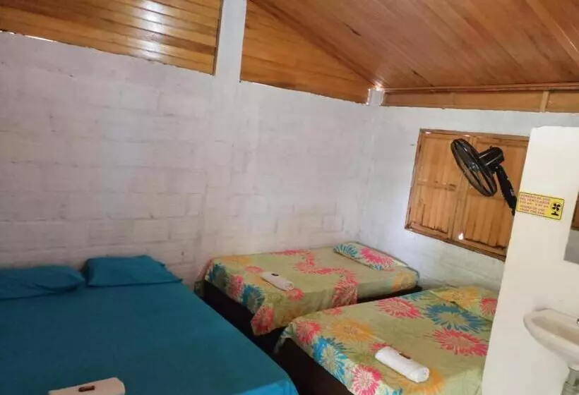 Majatalo Hostal Sol De Verano Doña Lilia