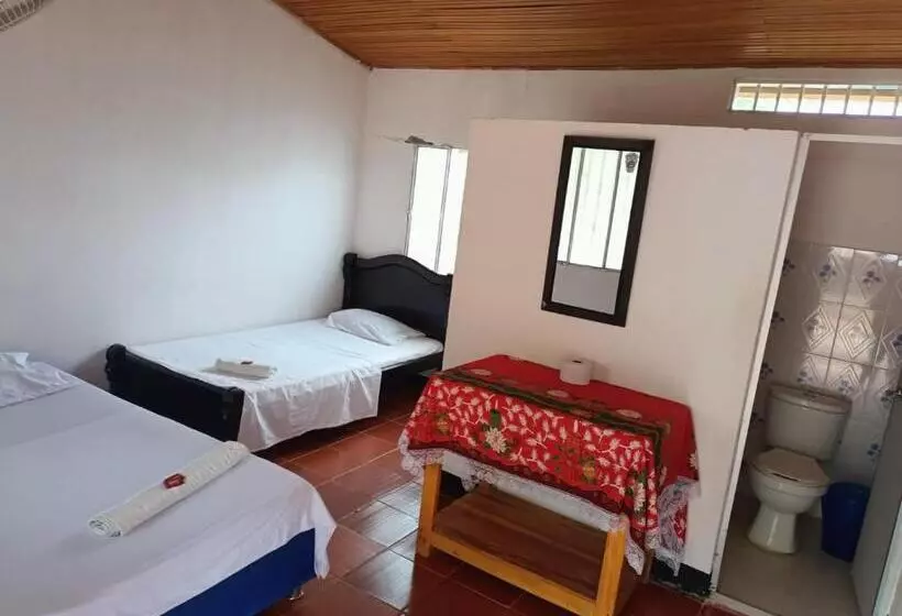 Majatalo Hostal Sol De Verano Doña Lilia