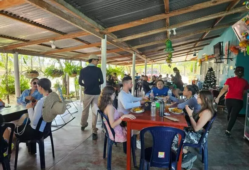 Majatalo Hostal Sol De Verano Doña Lilia