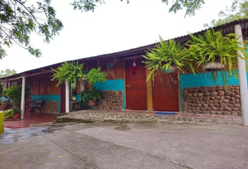 Majatalo Hostal Sol De Verano Doña Lilia