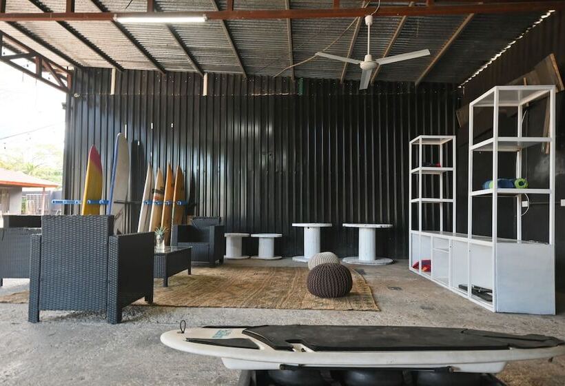 بنسيون Hostel Real