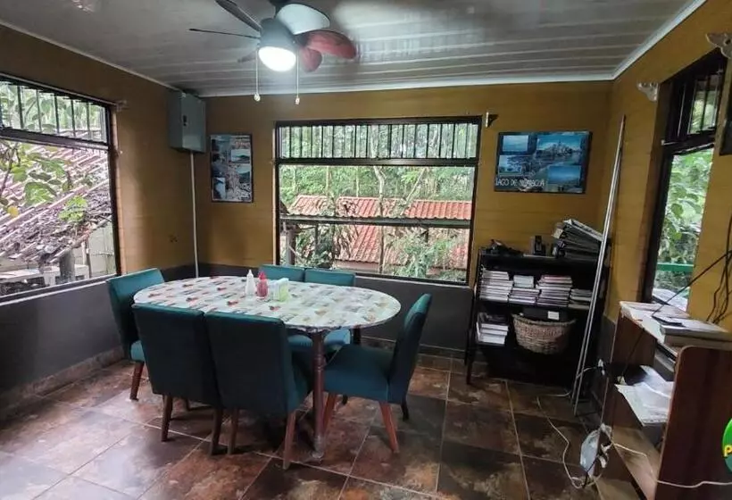 ペンション Perla Verde, Hostel Sarapiquí A Lodging In The Middle Of Nature